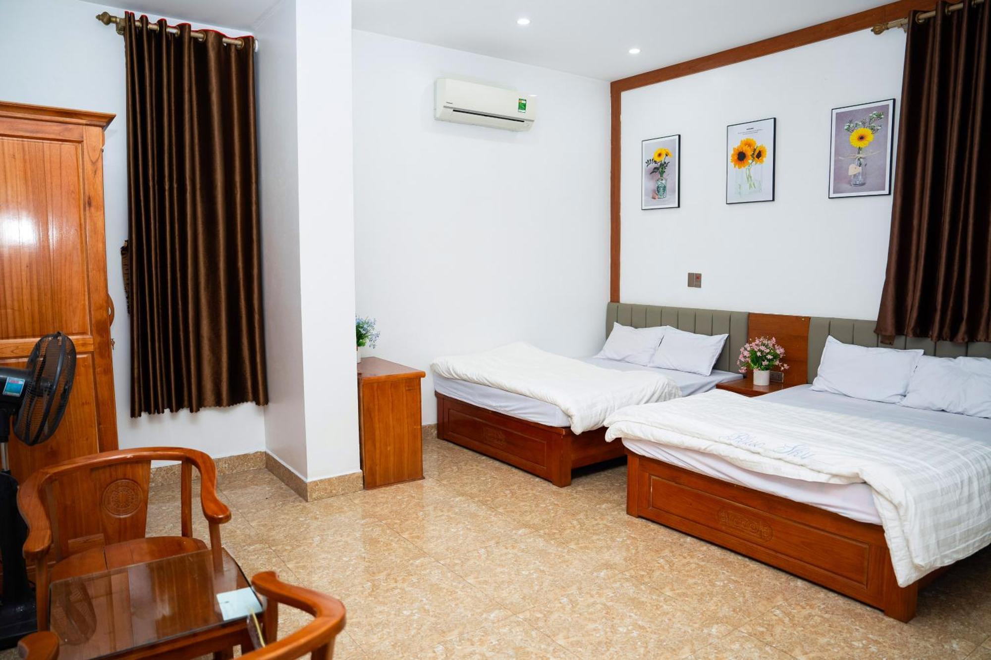 Phuong Hoa Hotel Uong Bi 外观 照片